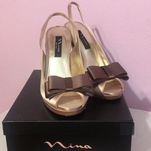 Nina “Edlen” Satin Platform Pump in Rosita
